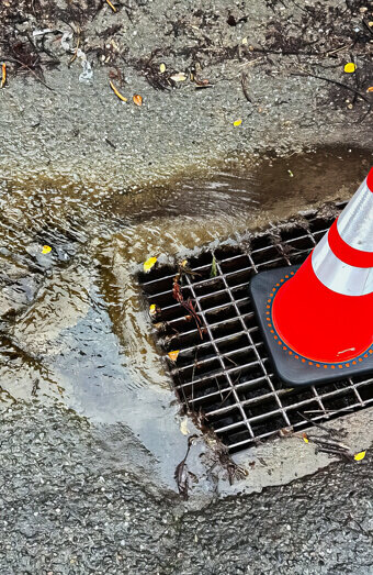 https://blockeddrainskinross.com.au/uploads/2025/07/stormwater-drains-60987.jpg